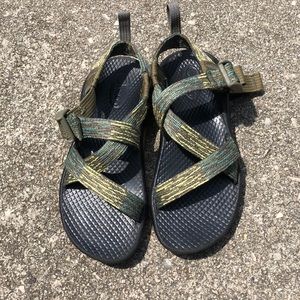 Kid Chaco sandals